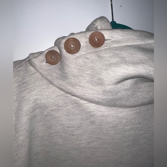 Size L Diva Snow Gear hoodie with buttons - Picture 3 of 5